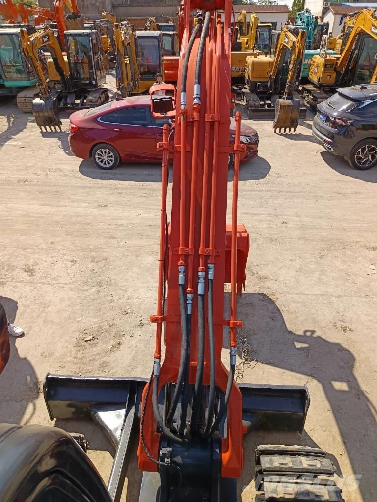 Kubota KX 185 중형굴삭기 7톤-28톤