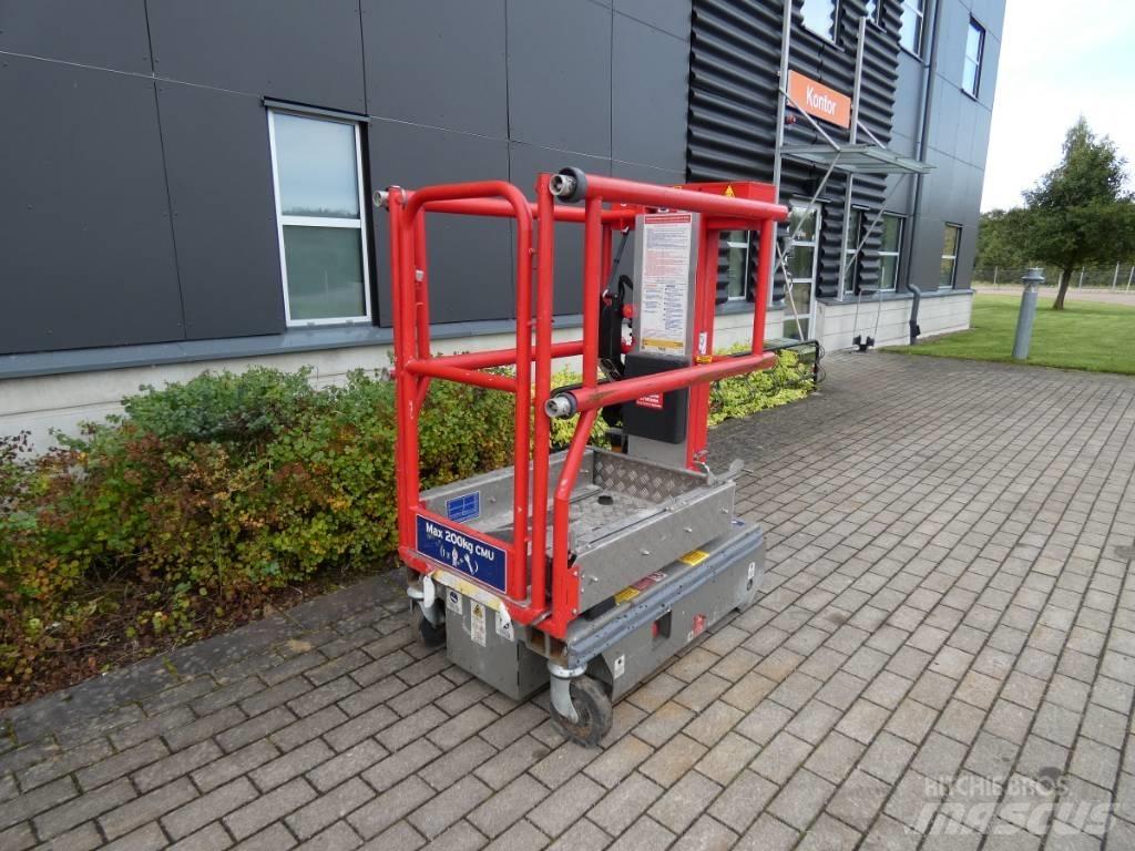 JLG Nano SP Plus 인원/화물 앨리베이터