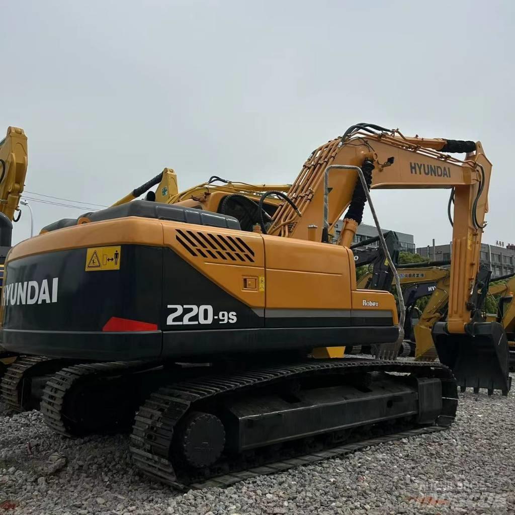 Hyundai 220-9s 대형 굴삭기 29톤 이상