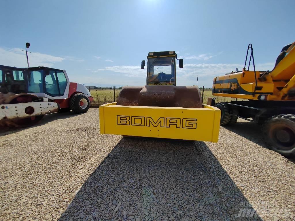 Bomag BW 225 D-3 트윈 드럼 롤러