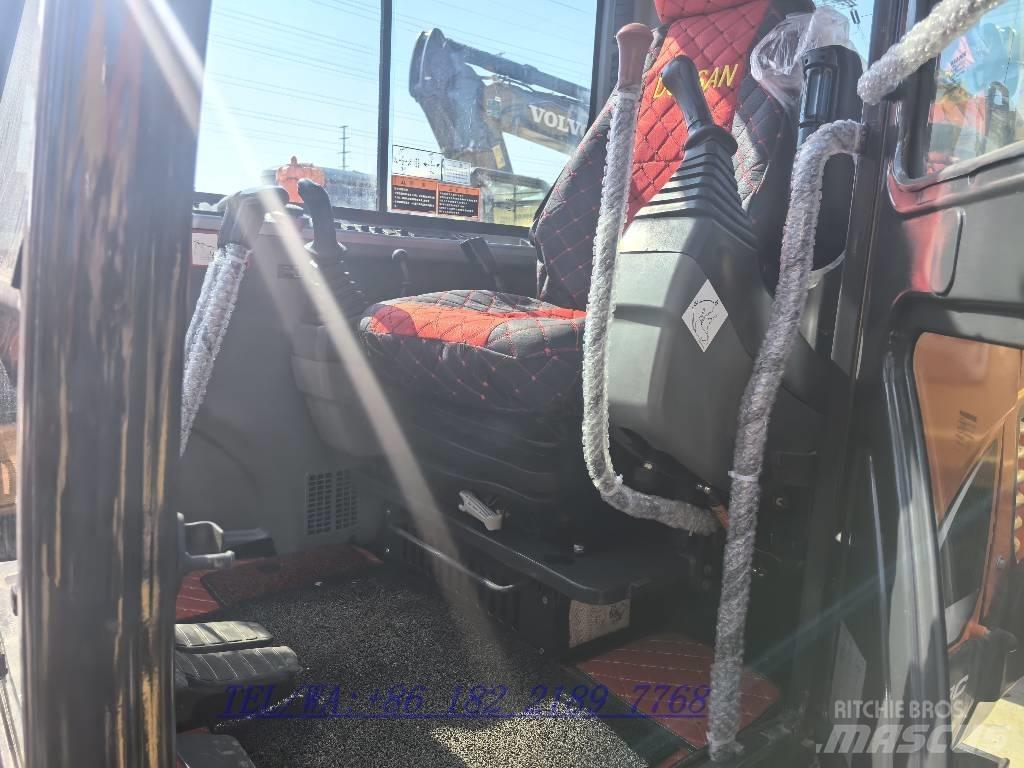 Doosan DX60 대형 굴삭기 29톤 이상