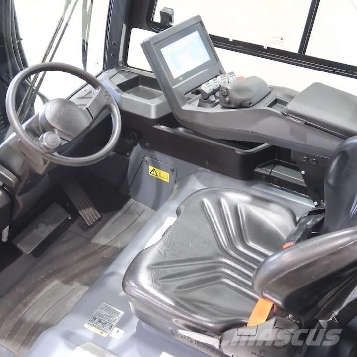 Toyota 9FBM25T 전동 지게차