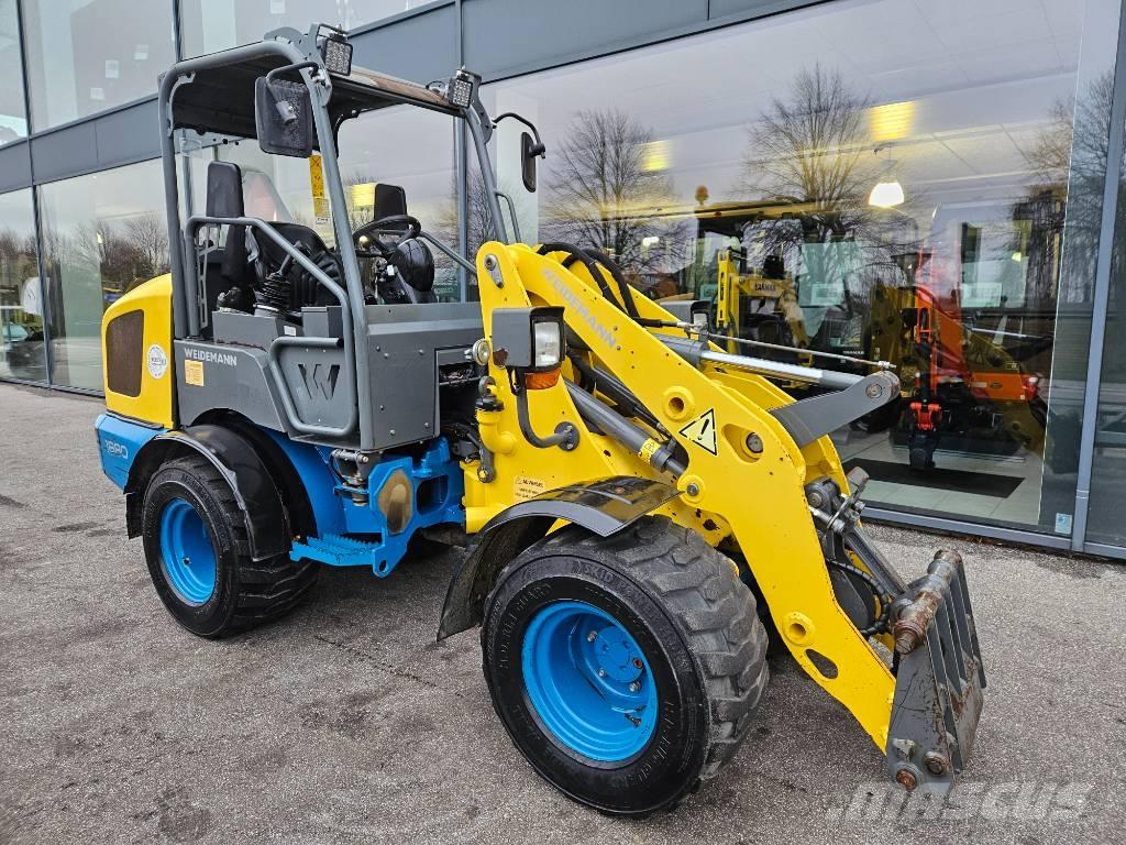 Weidemann 1880  휠로우더