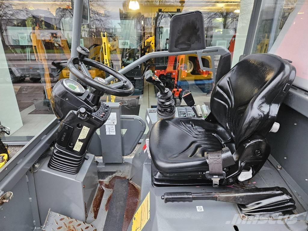 Weidemann 1880  휠로우더