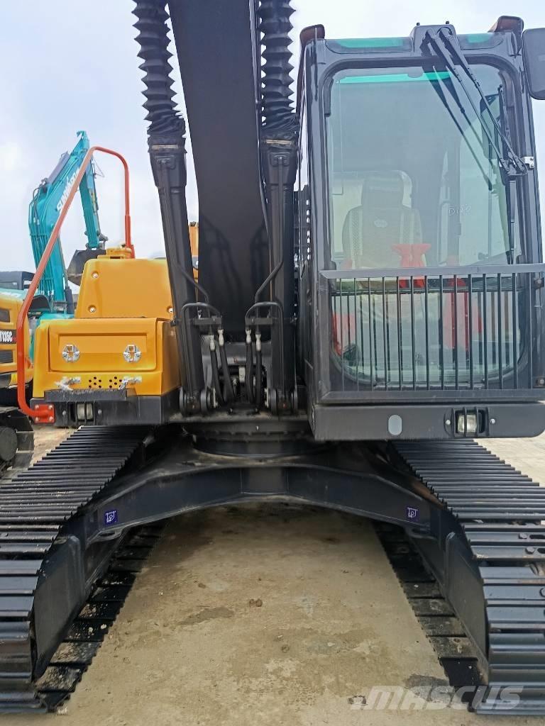 Volvo EC 140 대형 굴삭기 29톤 이상