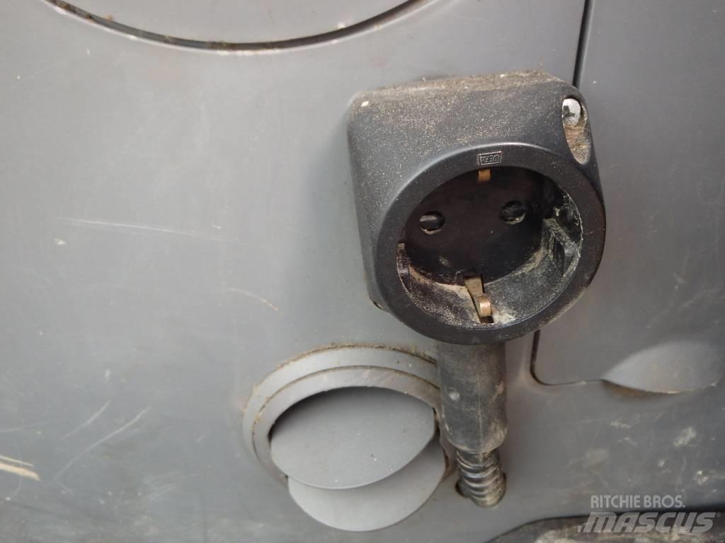 Hitachi ZX 55 U-5 A 소형 굴삭기 7톤 미만