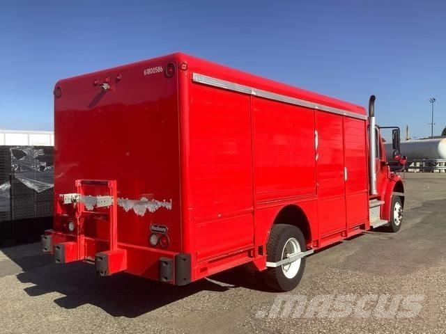 Freightliner M2 음료 배달 트럭