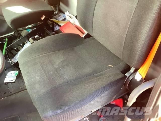 Freightliner M2 음료 배달 트럭