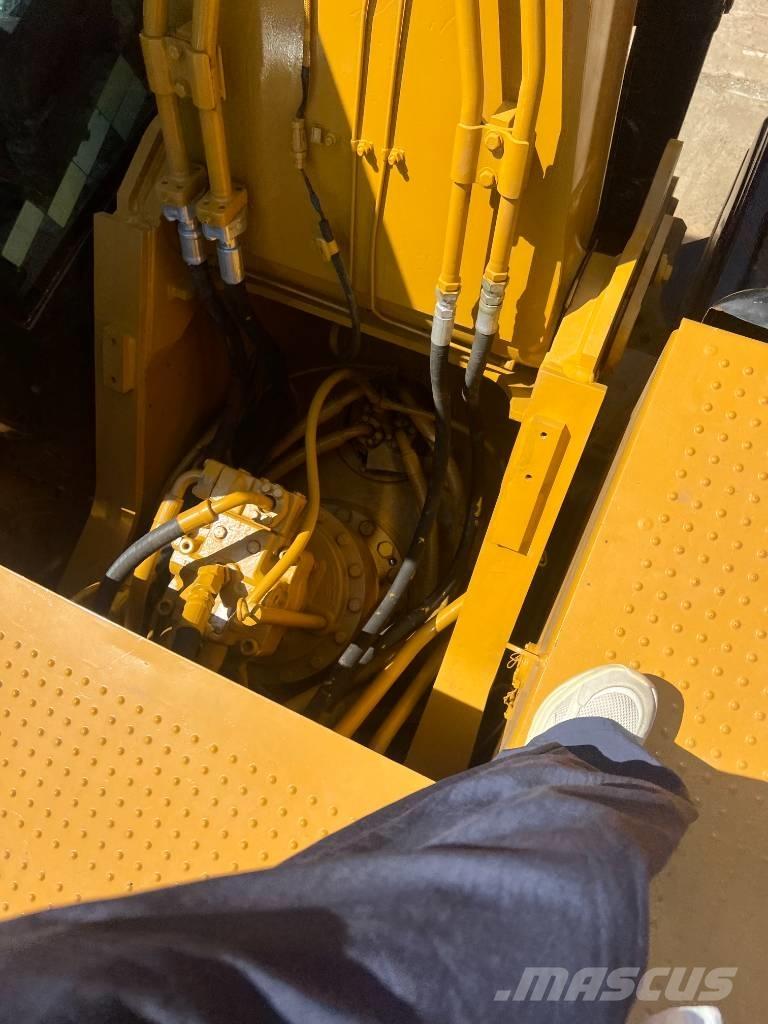 CAT 325D 대형 굴삭기 29톤 이상