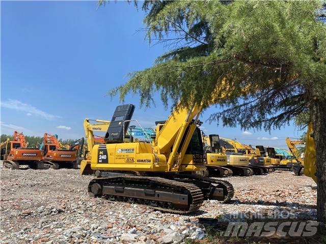 Komatsu PC240-8 대형 굴삭기 29톤 이상