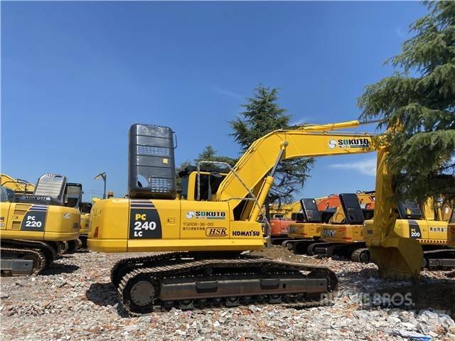 Komatsu PC240-8 대형 굴삭기 29톤 이상