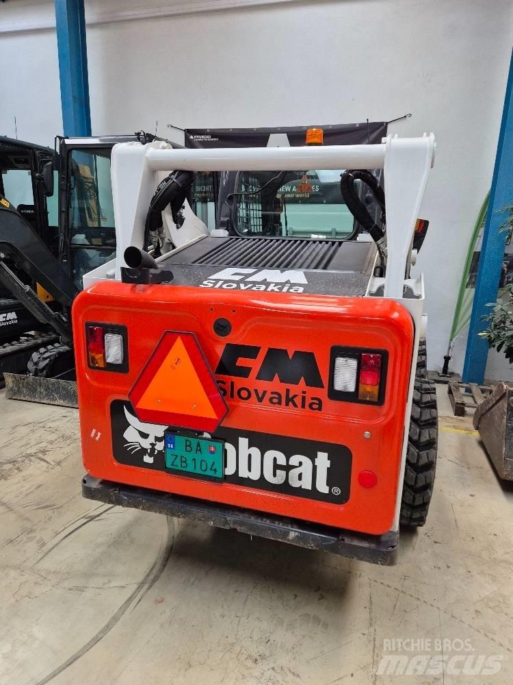 Bobcat S 590  스키드로더