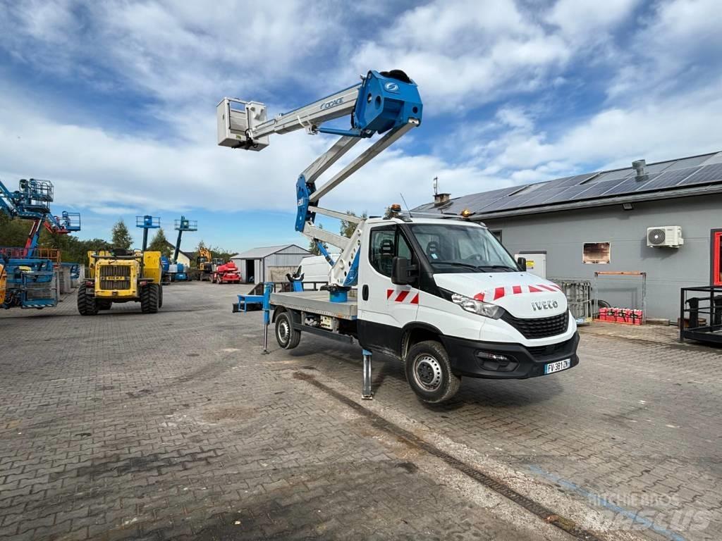 Iveco 35-140 트럭 탑재 고소작업대