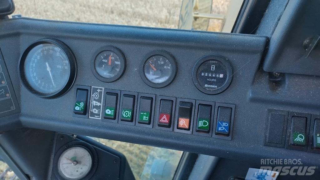 New Holland TC 54 콤바인 수확기