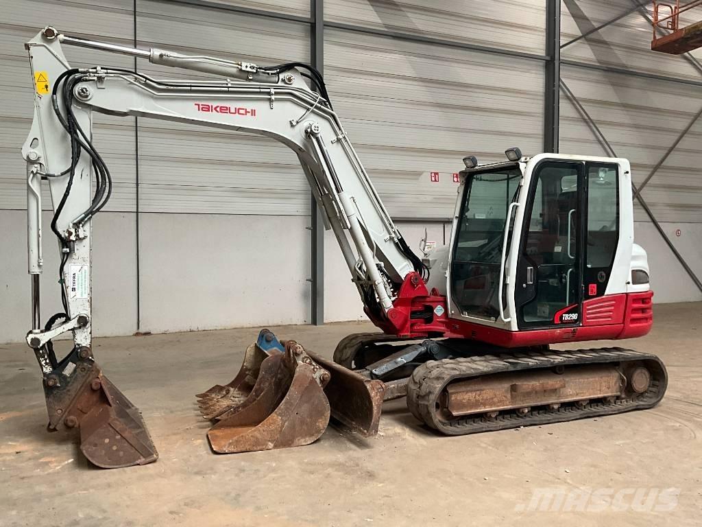 Takeuchi TB 290 중형굴삭기 7톤-28톤