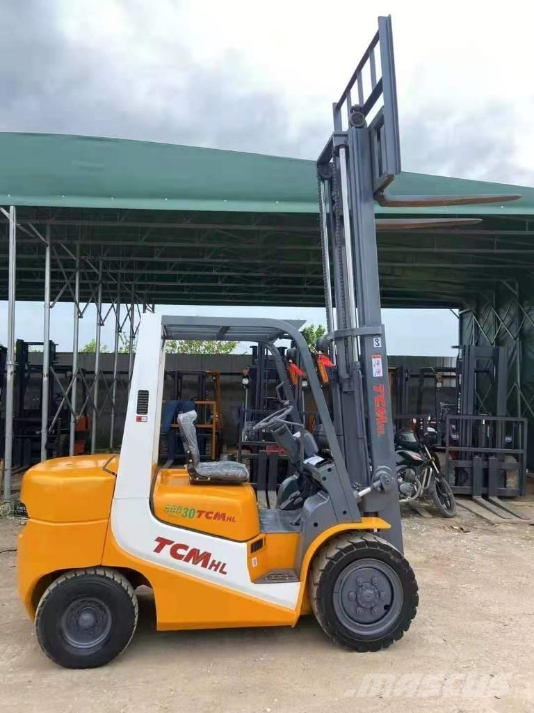 TCM FD 30 디젤 지게차