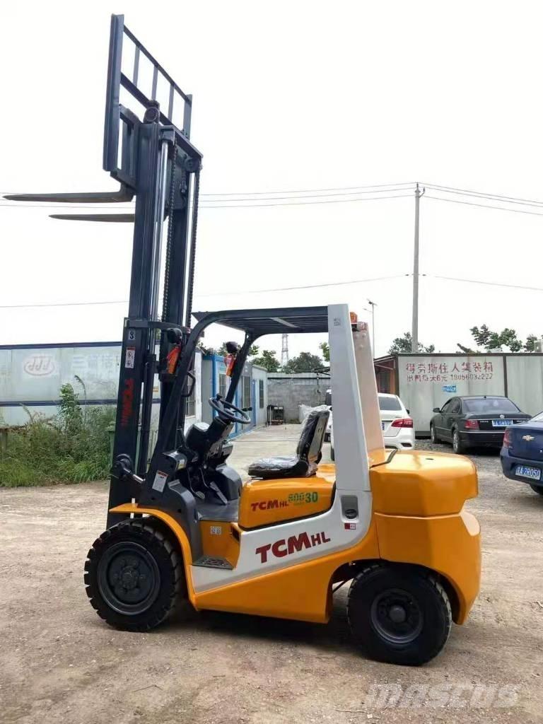 TCM FD 30 디젤 지게차