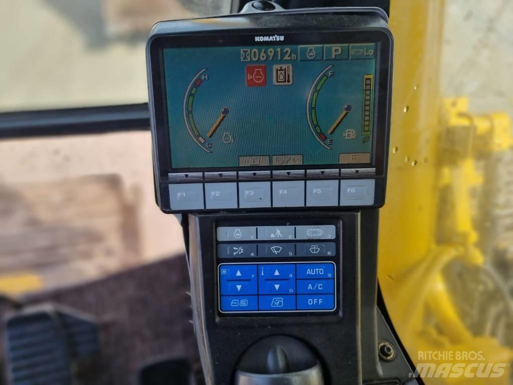 Komatsu PC 350 NLC-8 대형 굴삭기 29톤 이상