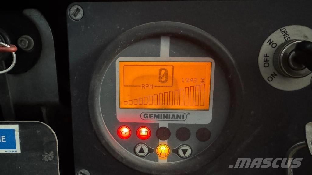 Palazzani XTJ 43 기타 승강기와 플랫폼