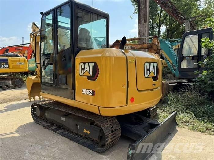 CAT 306 소형 굴삭기 7톤 미만