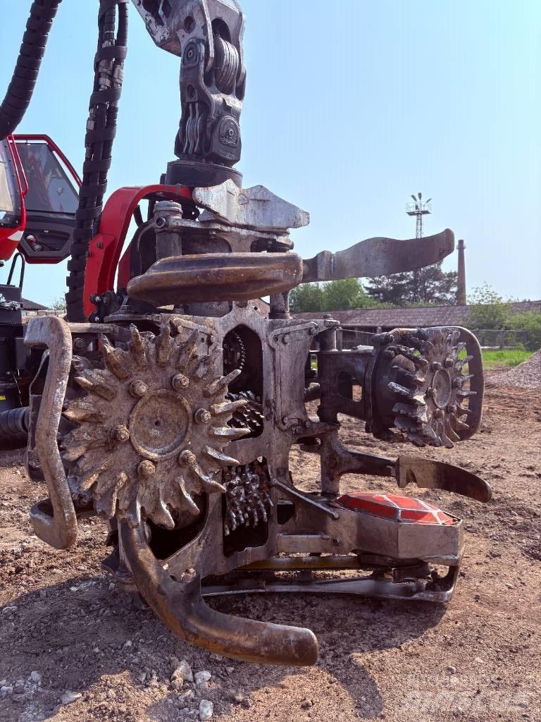 Komatsu 931XC 원목 하베스터