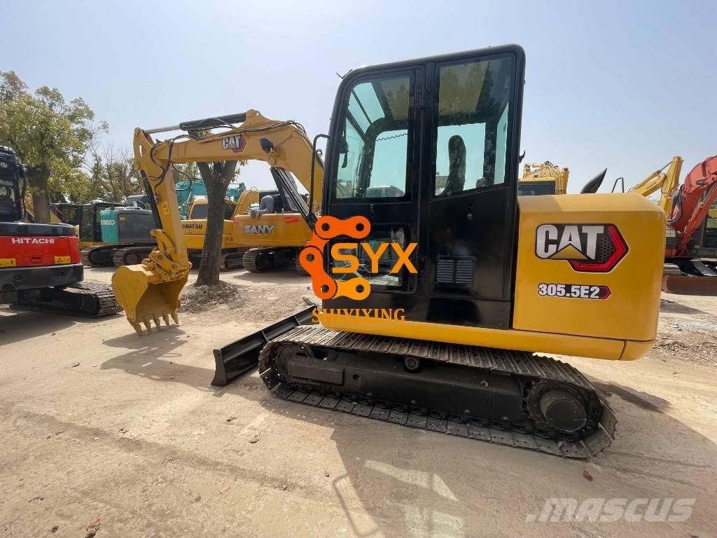 CAT 305.5 E 소형 굴삭기 7톤 미만
