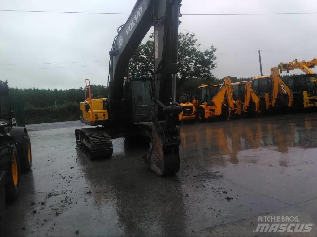 Volvo 210 C 대형 굴삭기 29톤 이상