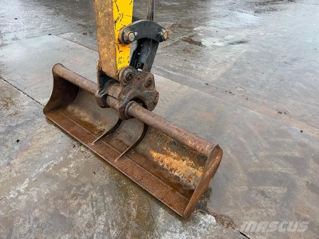 Bobcat E 50 EM 소형 굴삭기 7톤 미만