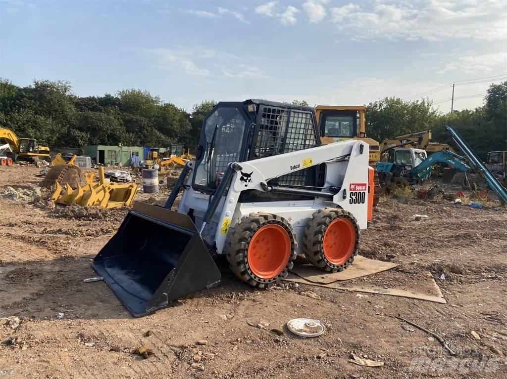 Bobcat S 300  스키드로더
