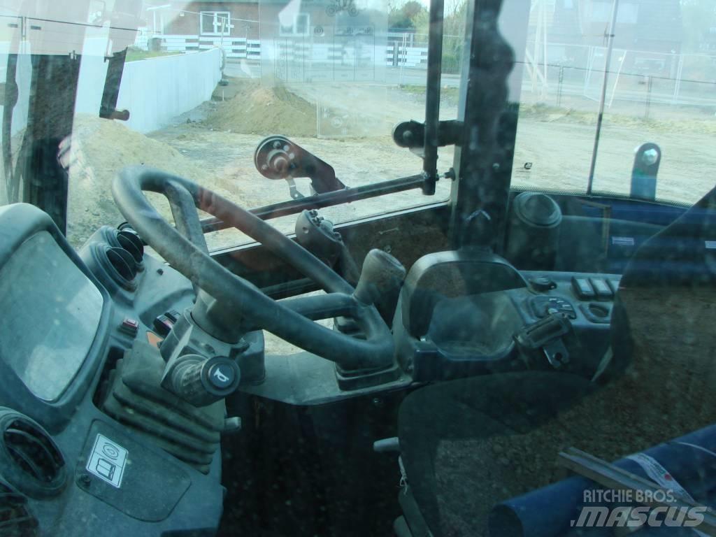 Kubota R 082  휠로우더