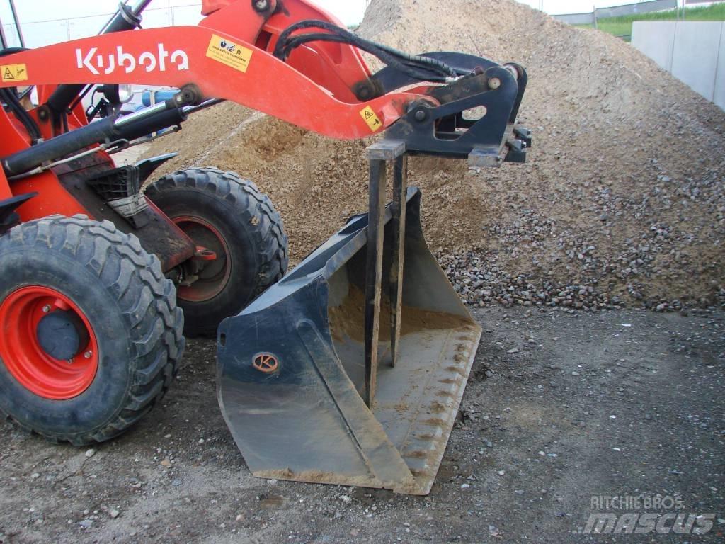 Kubota R 082  휠로우더