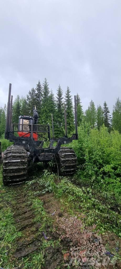 Valmet 801C 원목 하베스터