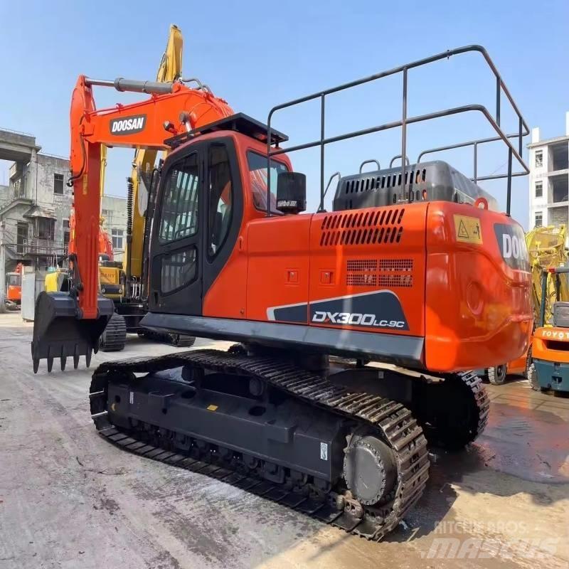 Doosan DX 300 LC-9C 대형 굴삭기 29톤 이상