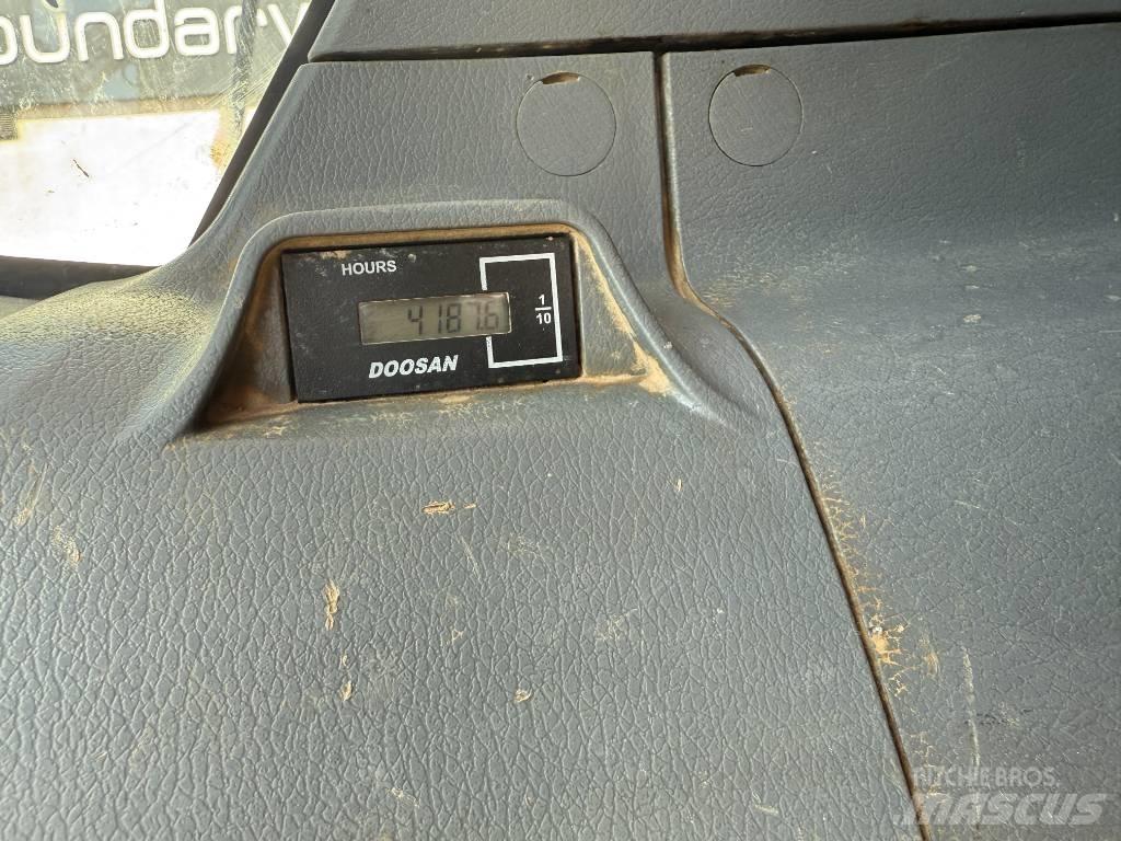 Doosan DX 140 LC-7 대형 굴삭기 29톤 이상