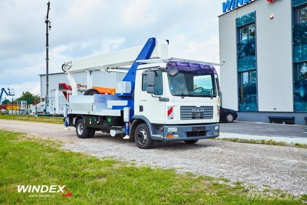 Wumag WT 300 트럭 탑재 고소작업대