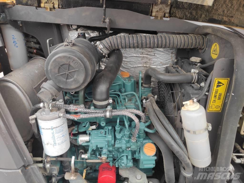 Volvo EC 27 C 소형 굴삭기 7톤 미만