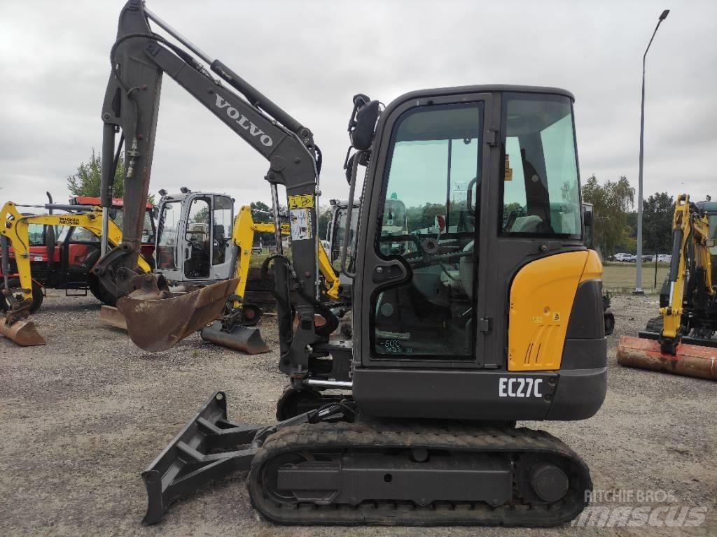Volvo EC 27 C 소형 굴삭기 7톤 미만