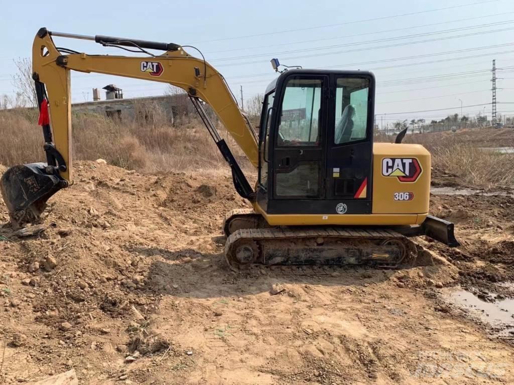 CAT 306 소형 굴삭기 7톤 미만