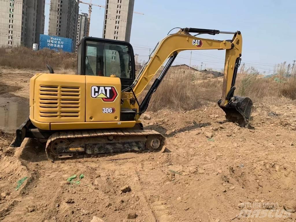CAT 306 소형 굴삭기 7톤 미만