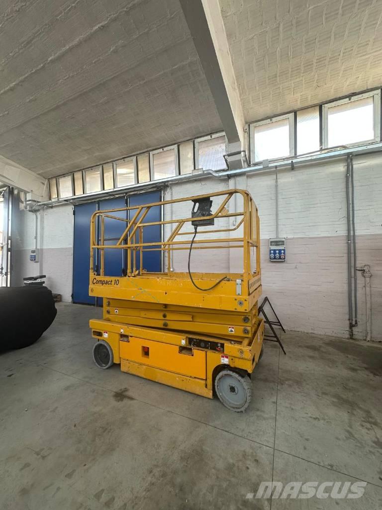 Haulotte Compact 10 가위형 리프트