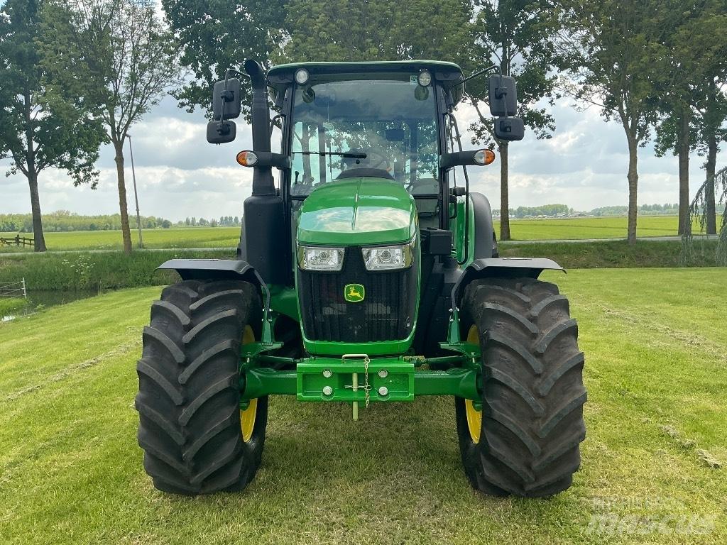 John Deere 5090 M 트랙터