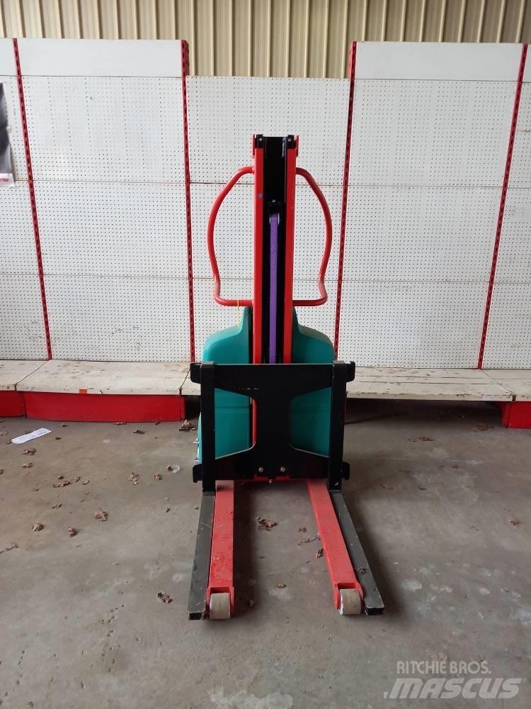 Manitou EB500 포크리프트