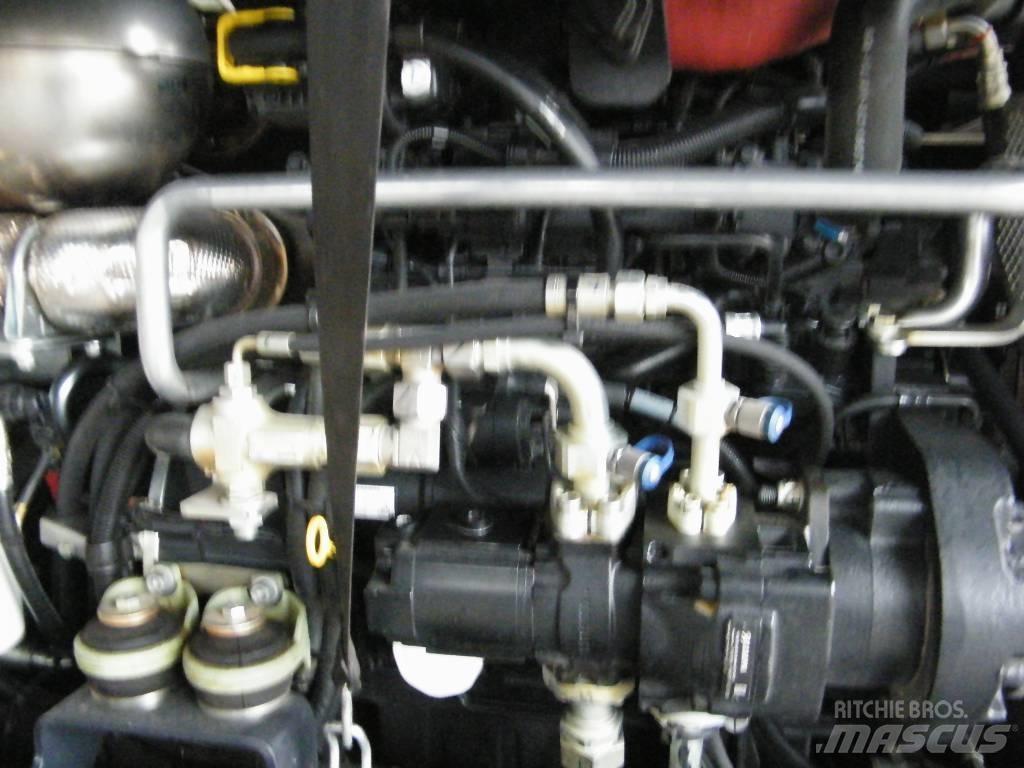 Yanmar B95W  휠 굴삭기