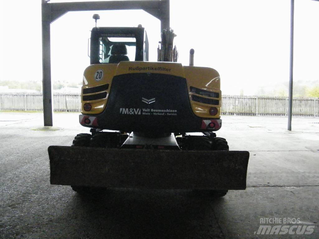 Yanmar B95W  휠 굴삭기