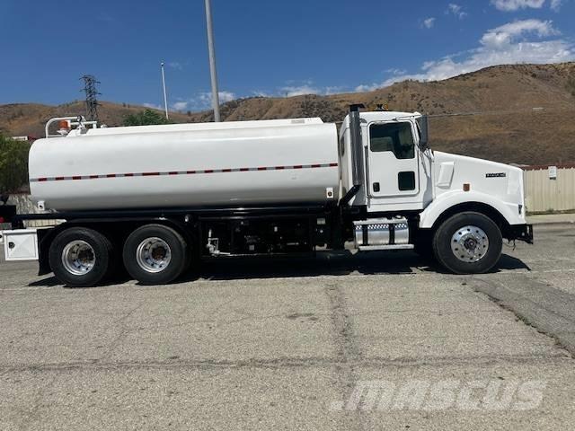 Kenworth T 800 탱커 트럭
