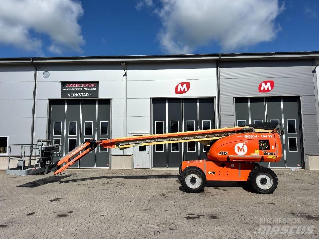 JLG 660 SJ 견인식 전동이동 리프트