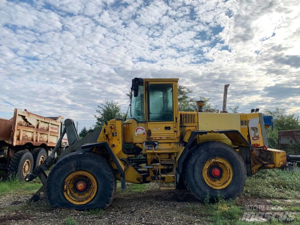 Volvo L 120 C  휠로우더