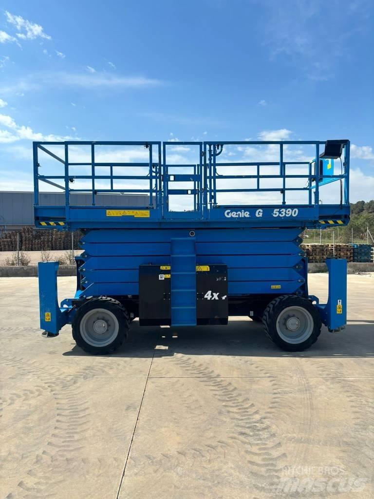 Genie GS 5390 RT 가위형 리프트