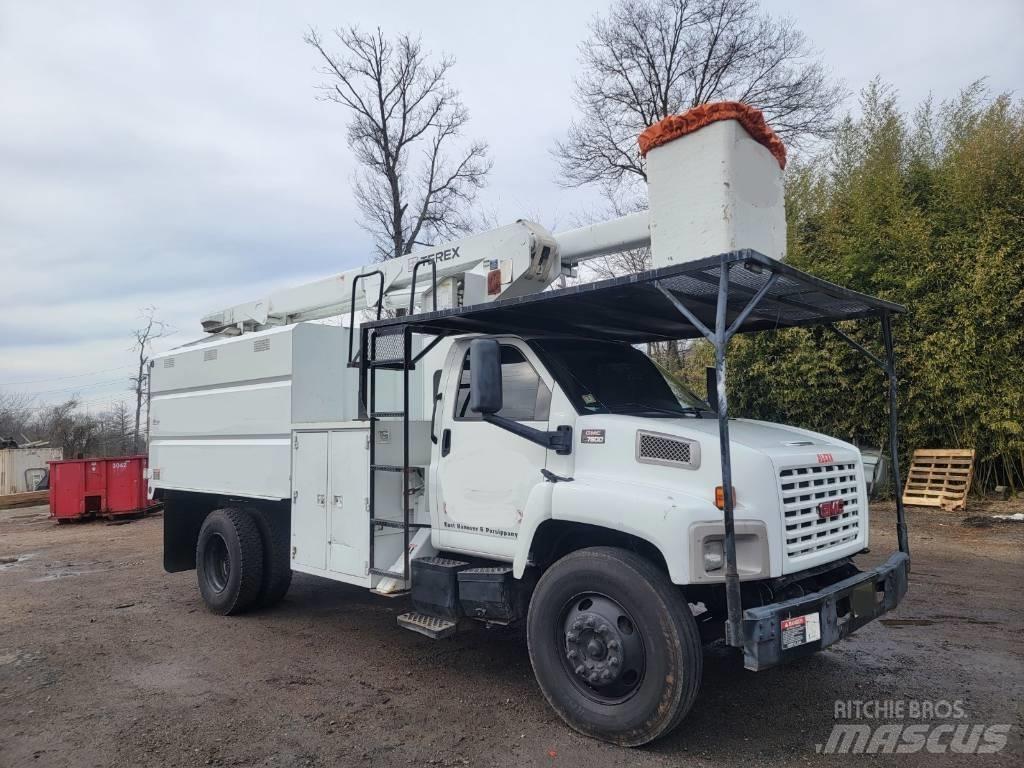 GMC C7500 트럭 탑재 고소작업대