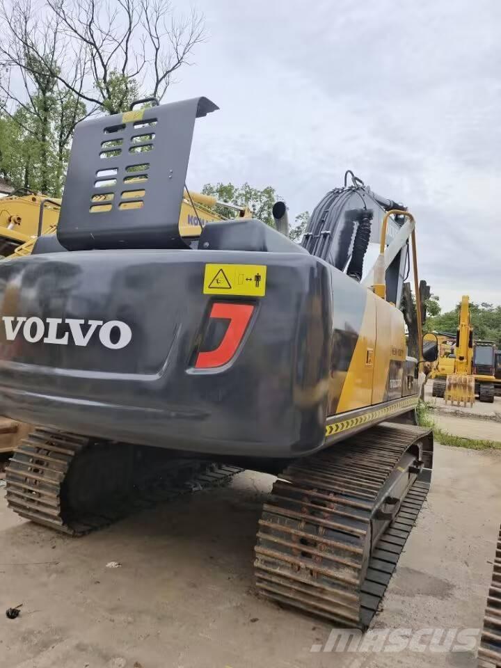 Volvo EC 210 D 대형 굴삭기 29톤 이상